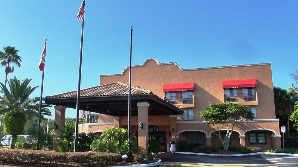 Ramada By Wyndham Kissimmee Downtown Hotel Екстер'єр фото