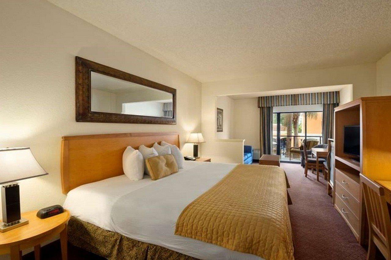 Ramada By Wyndham Kissimmee Downtown Hotel Екстер'єр фото