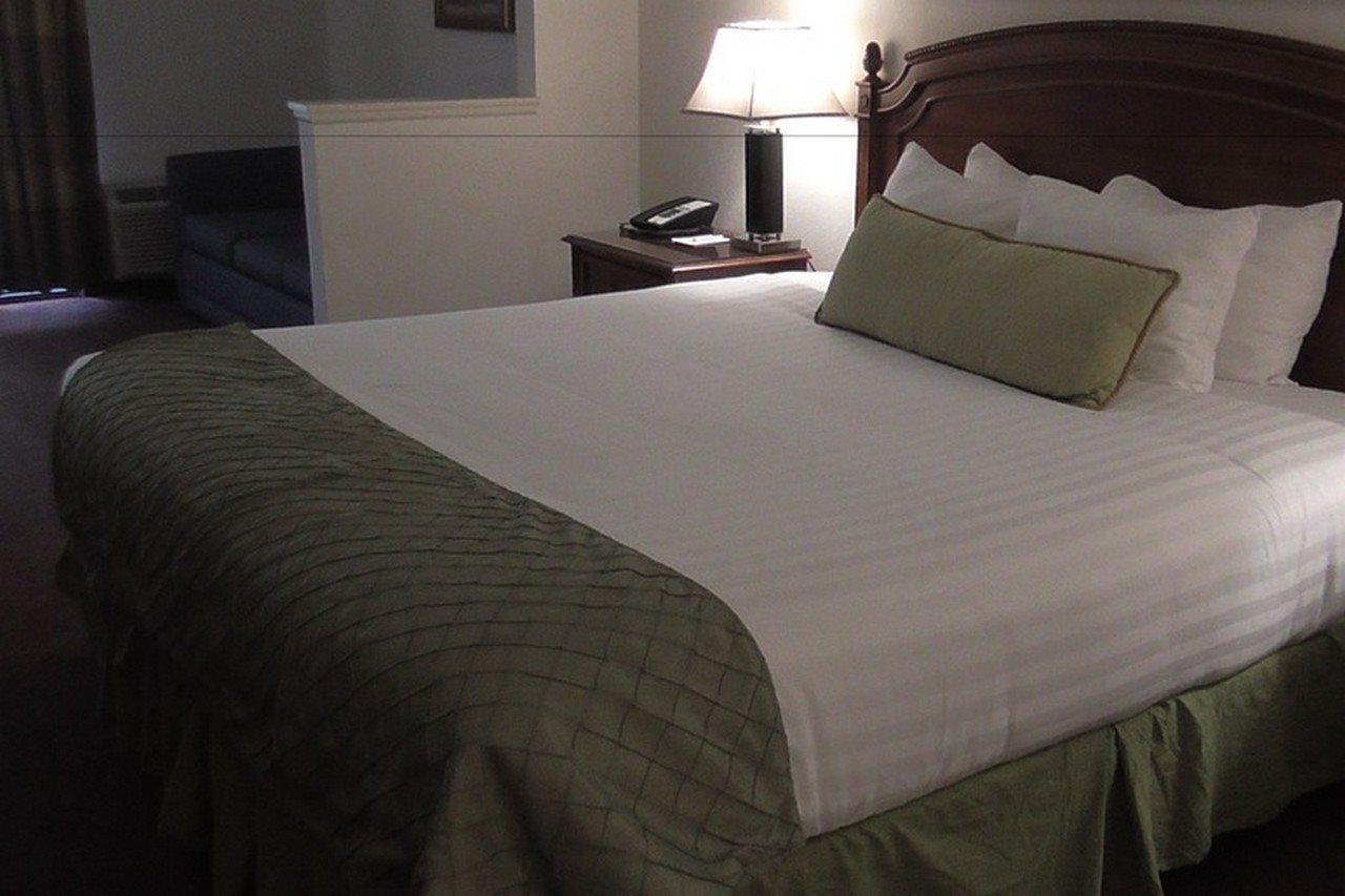 Ramada By Wyndham Kissimmee Downtown Hotel Екстер'єр фото