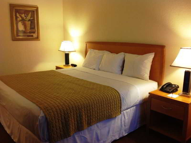 Ramada By Wyndham Kissimmee Downtown Hotel Екстер'єр фото