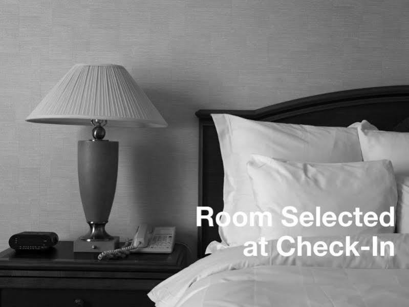 Ramada By Wyndham Kissimmee Downtown Hotel Екстер'єр фото